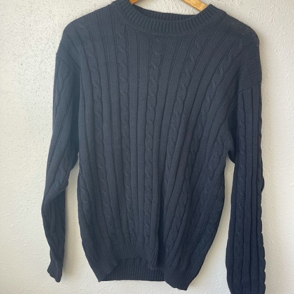 NWT A & M Collection Women’s Sweater Size M